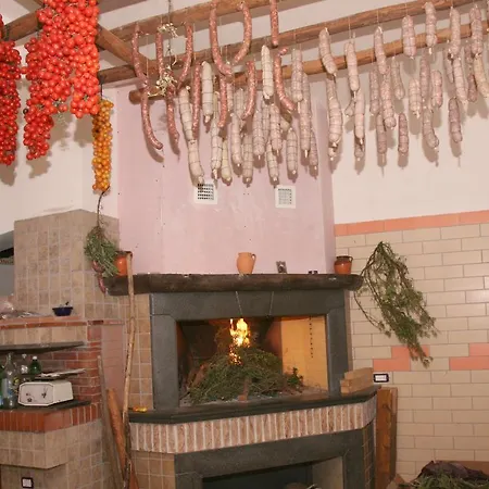 Farma Mare E Monti