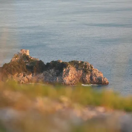 Farma Mare E Monti